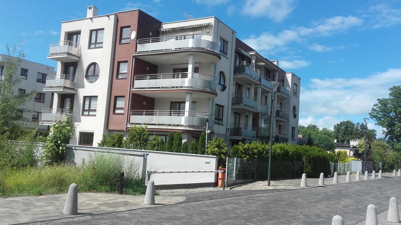 Apartament Rodzinny Family Garden Jastrzebia Gora Exterior photo