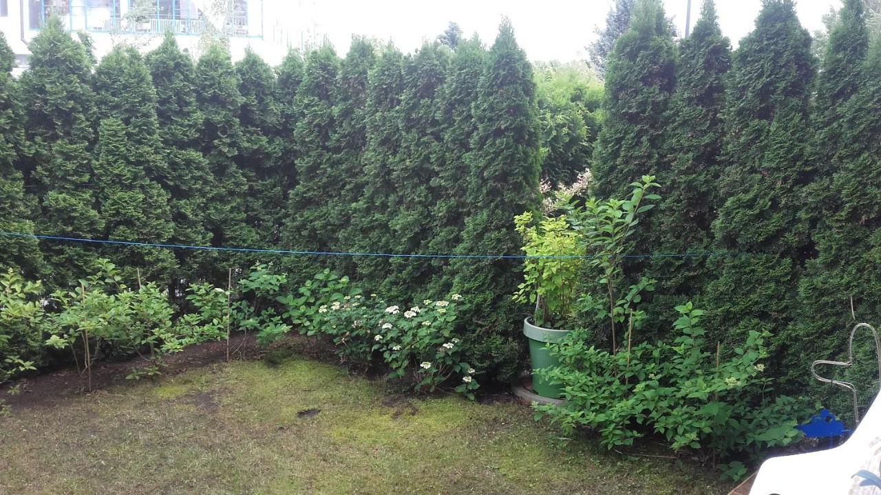 Apartament Rodzinny Family Garden Jastrzebia Gora Exterior photo